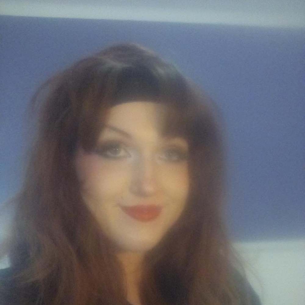 Meet your Posher, Ophelia